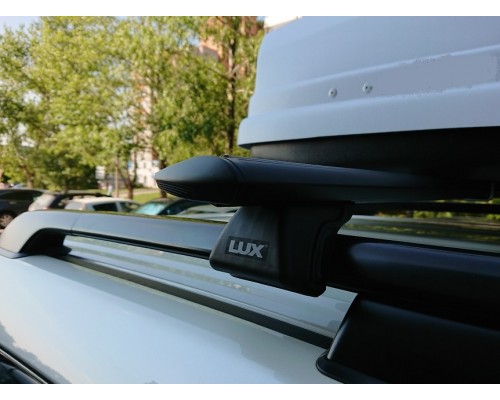 Багажник LUX Классик с черными крыловидными дугами 120 см.