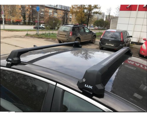 Багажник LUX City черный крыловидный для Renault Kaptur 2016-