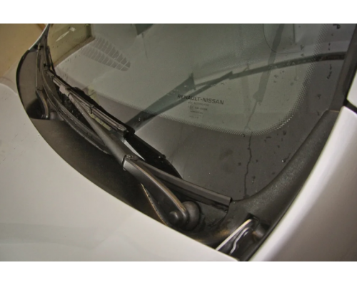 Накладка в проем стеклоочистителей (Жабо без скотча, ABS) Yuago АртФорм для Renault Duster 2012- (в т.ч. рестайлинг)