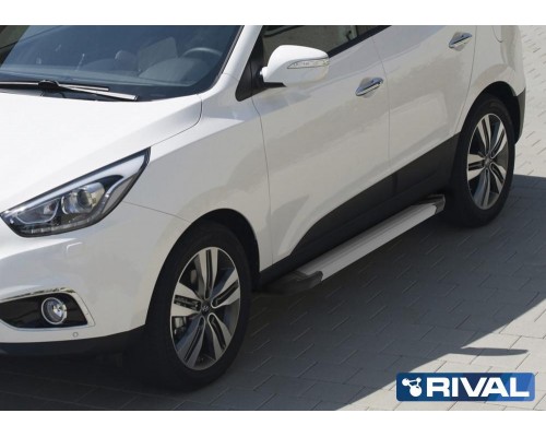 Пороги алюминиевые Rival "Silver" для Hyundai IX35 / Kia Sportage 2010-2015