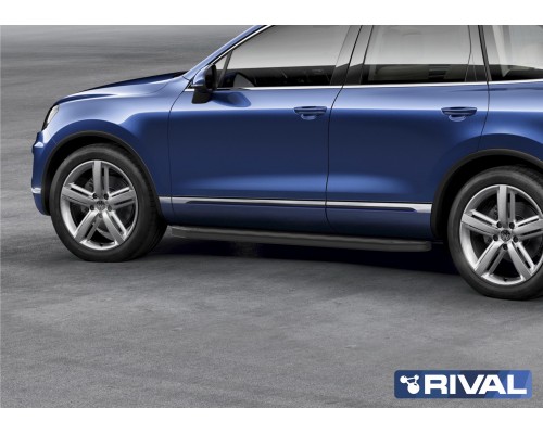 Пороги алюминиевые Rival "Premium-Black" для Volkswagen Touareg R-Line 2015-2018