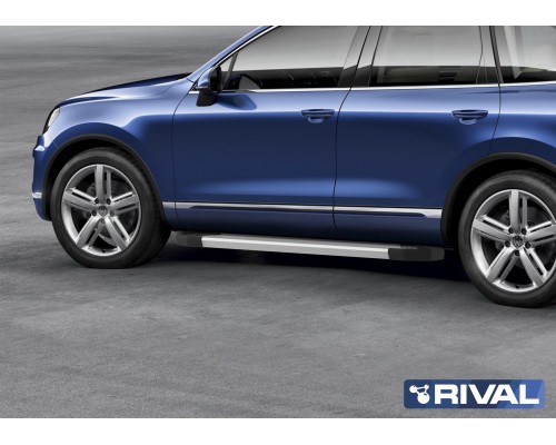 Пороги алюминиевые Rival "Silver" для Volkswagen Touareg R-Line 2015-2018
